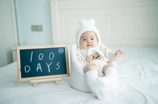 呼和浩特宝宝喝奶哭闹 呼和浩特宝宝喝奶哭闹